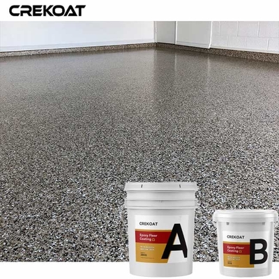 Pelapis Lantai Epoxy Resin Topcoat Transparan Disiarkan Dengan Serpihan Chip