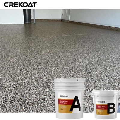 Pelapis Lantai Epoxy Resin Topcoat Transparan Disiarkan Dengan Serpihan Chip